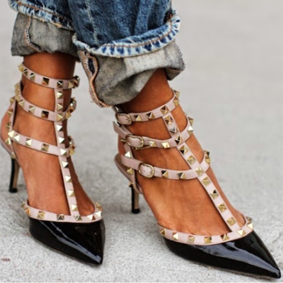 Valentino Shoes - Rockstud Pointy Toe Pump VALENTINO GARAVANI 39